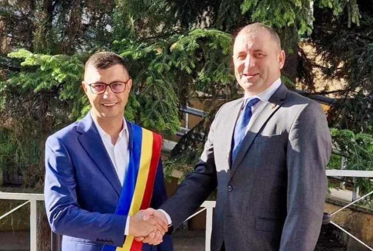 Ovidiu Domunco, Vârfu Campului