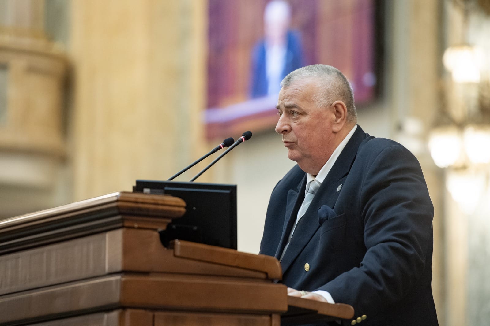 Dorinel Cosma, senator: Măsuri pentru reducerea sărăciei în familiile ...